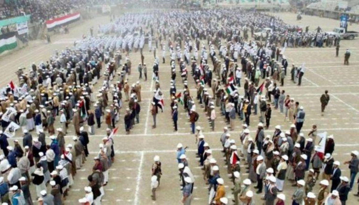 


مجندون حوثيون على حدود مأرب                                               (مكة) 