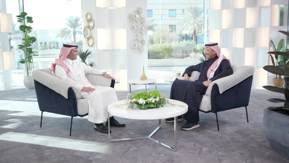 الوزير بندر الخريف