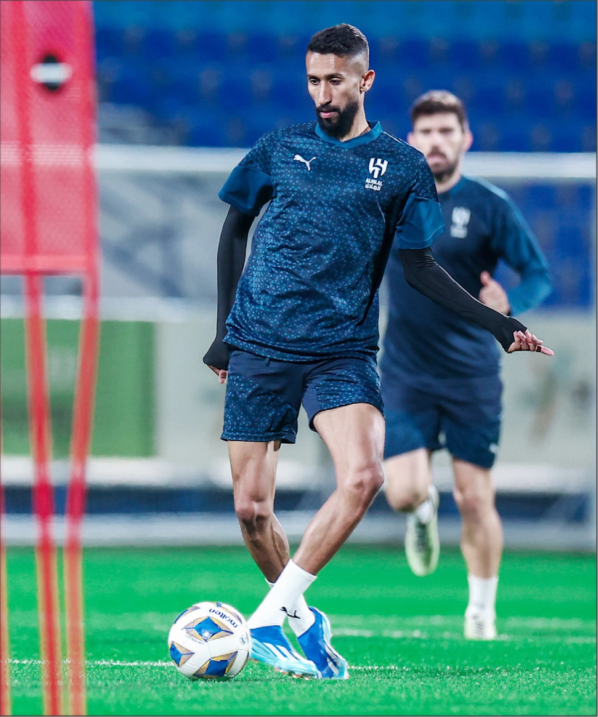 سلمان الفرج خلال تدريبات الهلال