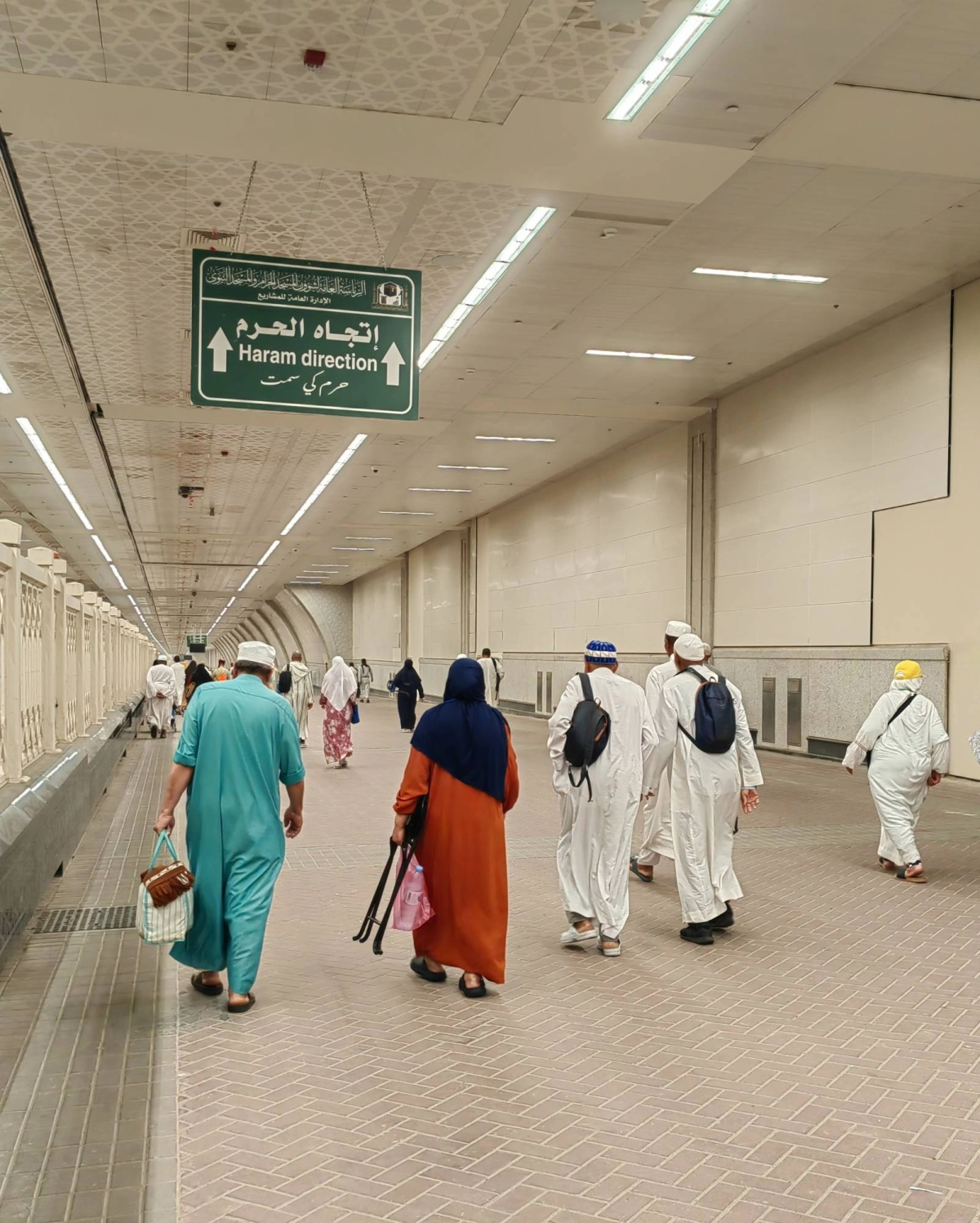 (أنس الحارثي)