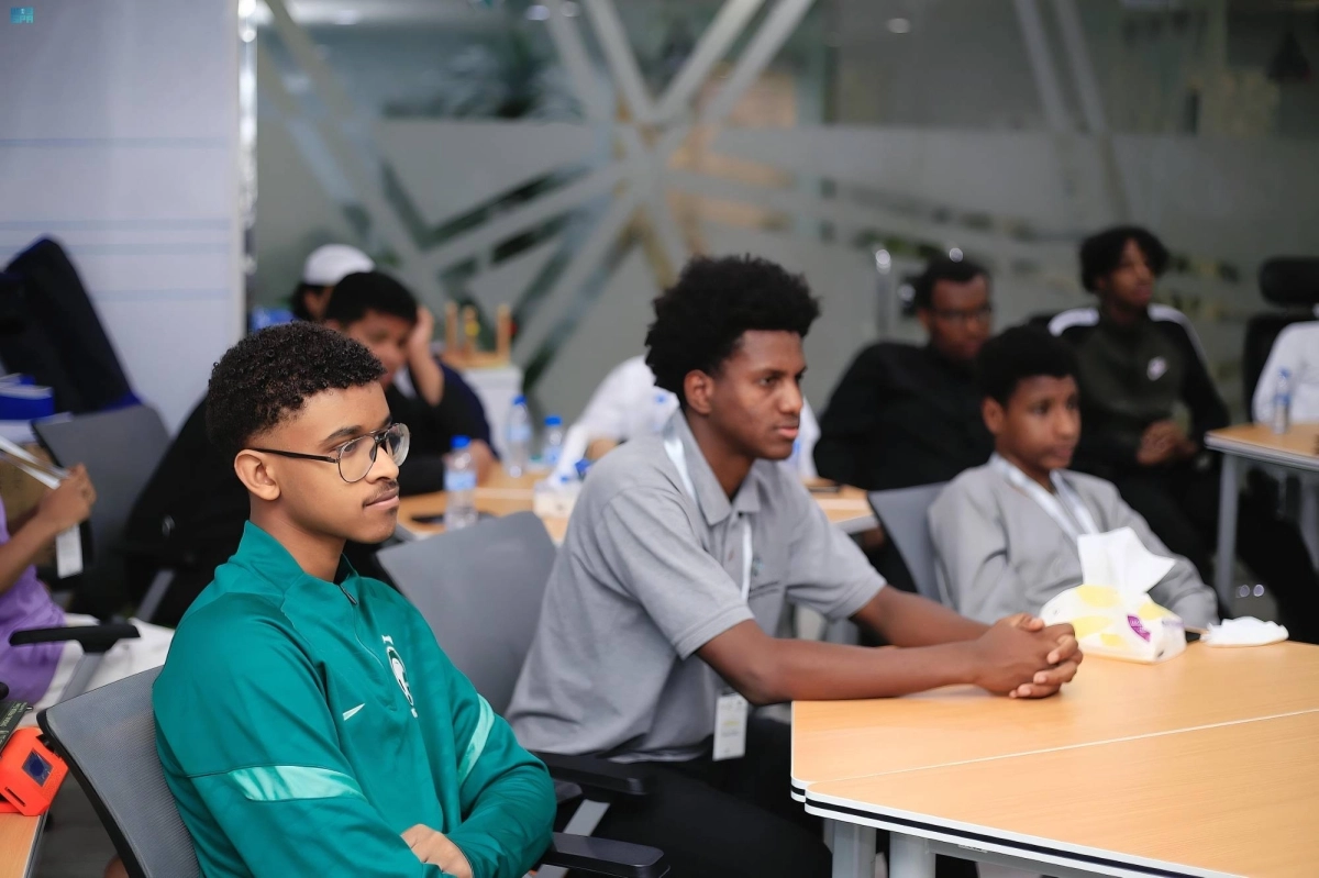 


مشاركون في المبادرة التطوعية                                                        (مكة) 