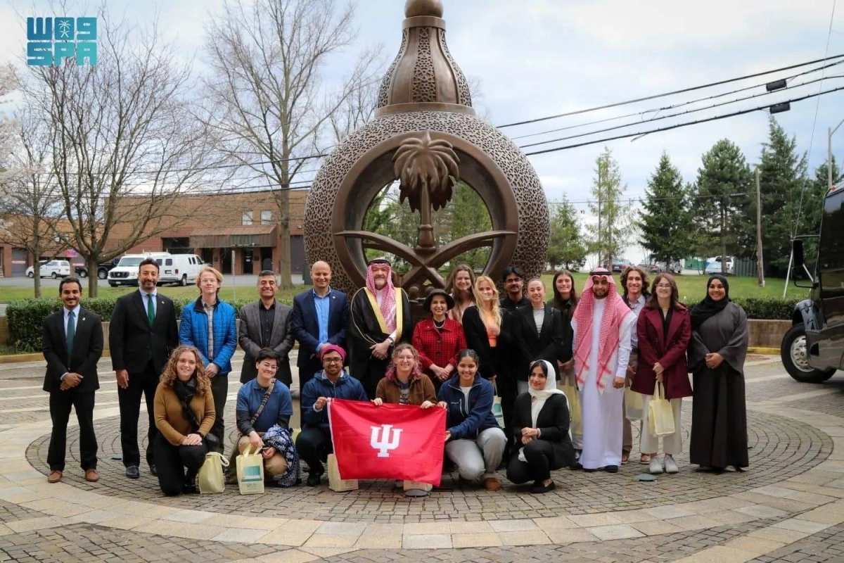 


جانب من استقبال الوفد الطلابي                                      (مكة) 