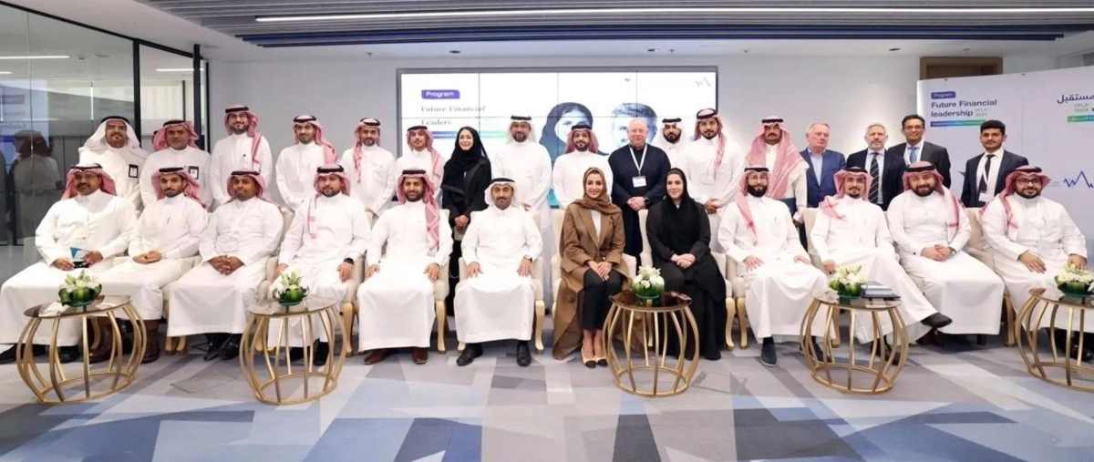 


جماعية للخريجين   