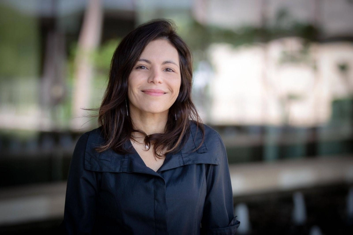 ‏Raquel Peixoto.    

البروفيسورة راكيل بيكسوتو 