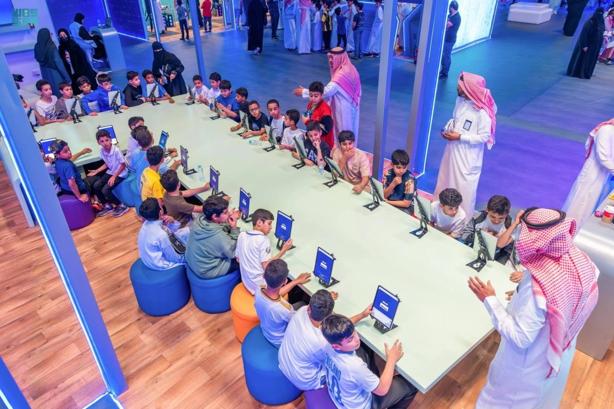 


تفاعل الأطفال مع البرنامج                                                           (مكة) 