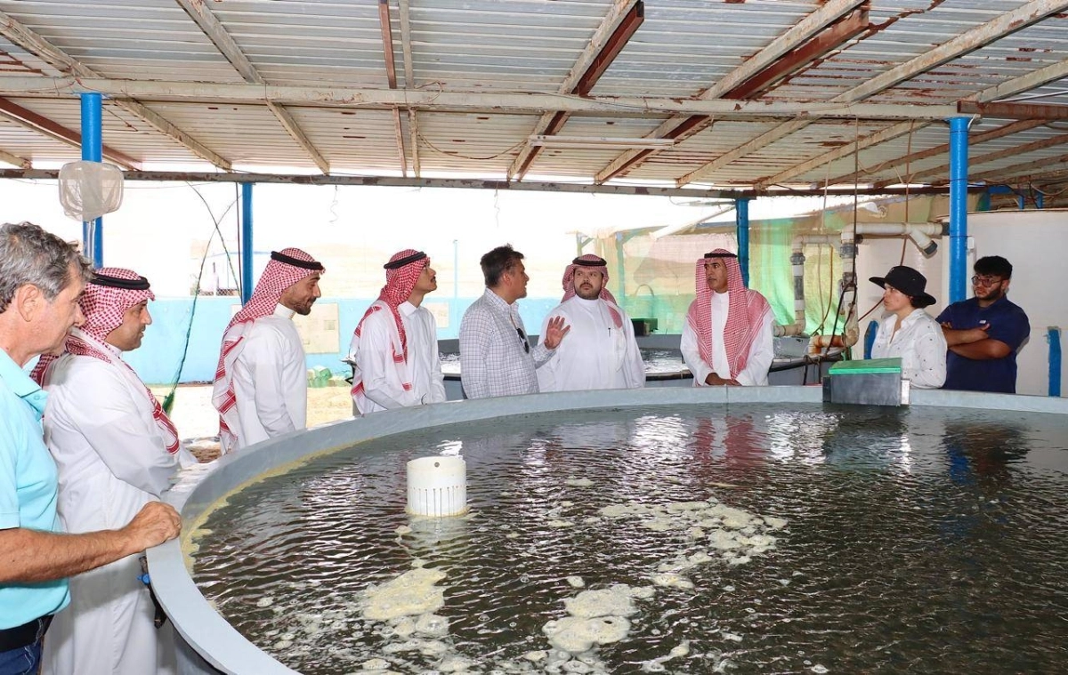 


خلال الاطلاع على مفرخة الأسماك في نيوم للأغذية 