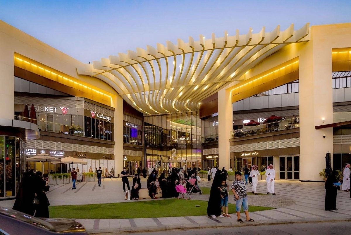 زوار معرض التوعية المرورية                                        (مكة)