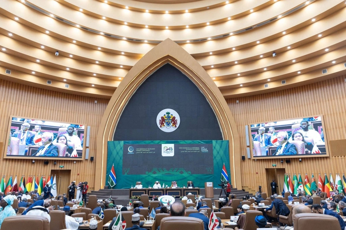 وقائع القمة الاسلامية في جامبيا