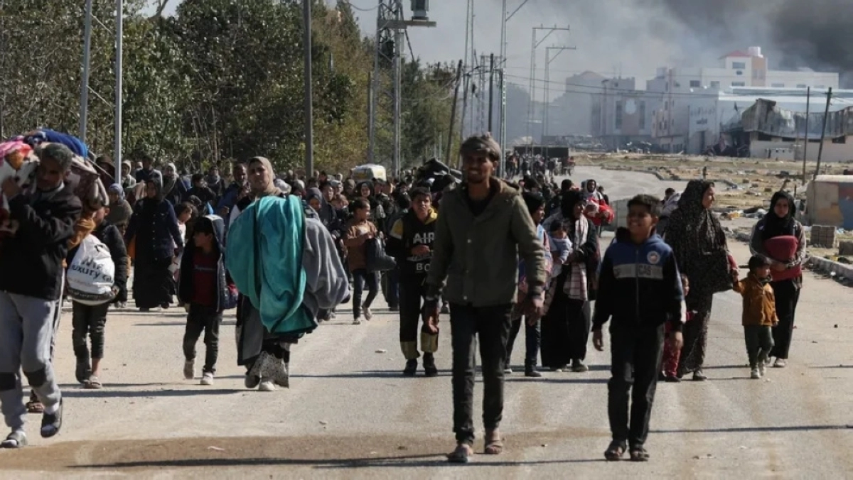 نزوح ومعاناة أنسانية في رفح (مكة)