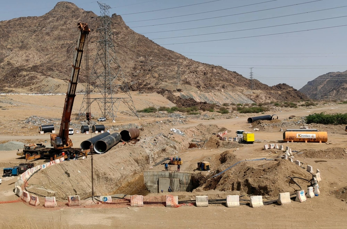 (أنس الحارثي)