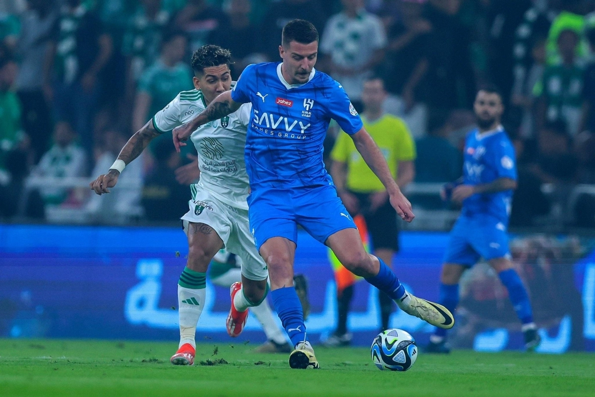 


جانب من مواجهة الهلال والأهلي 