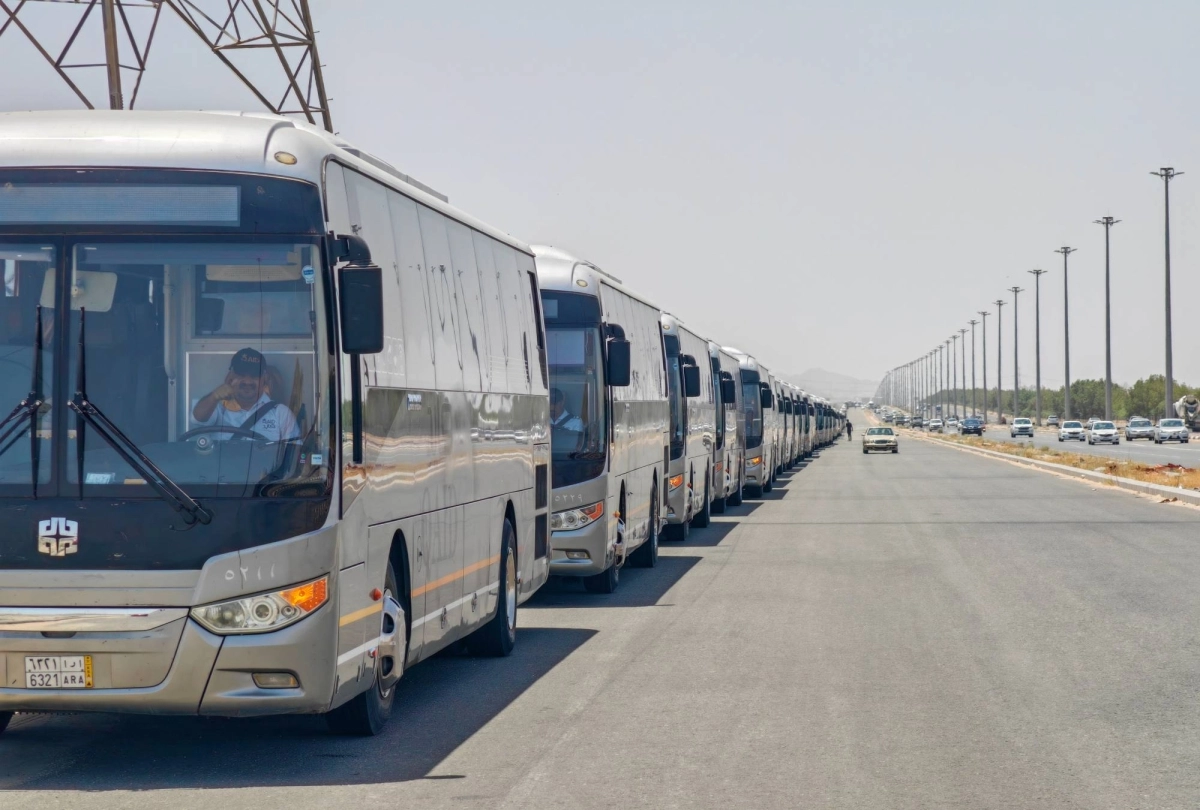 (أنس الحارثي)