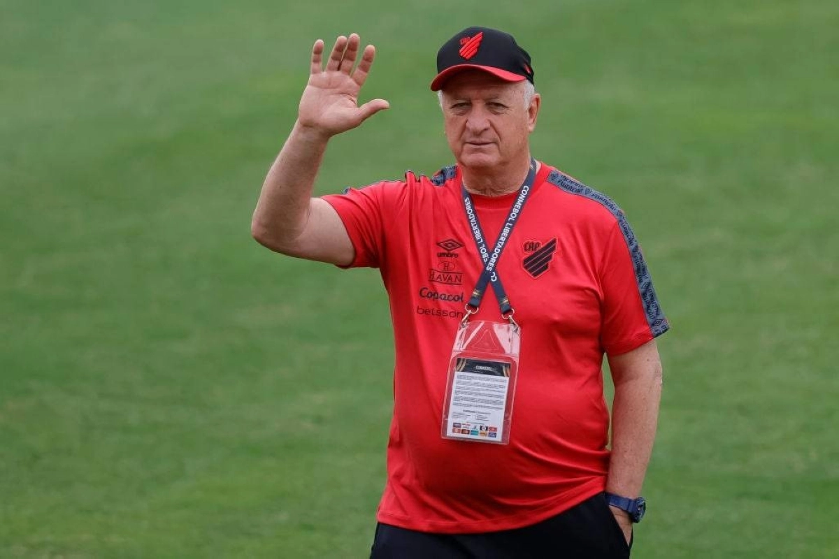 لويز فيليبي سكولاري