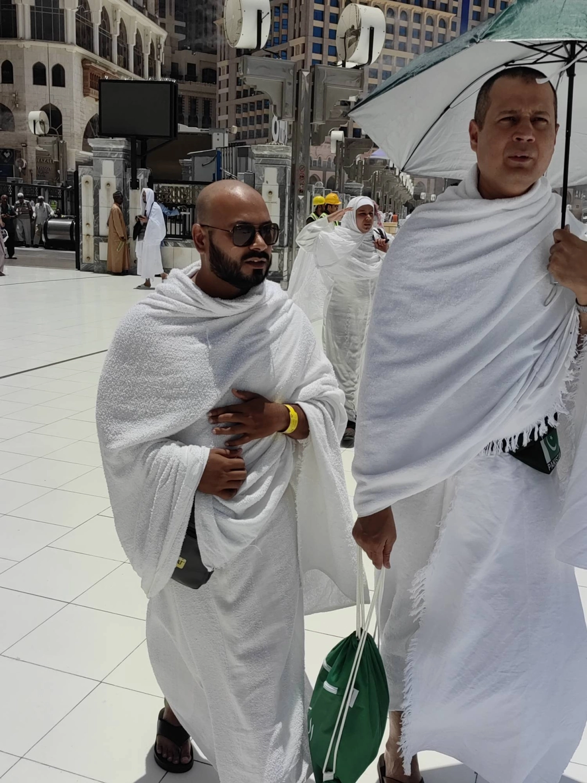 (أنس الحارثي)