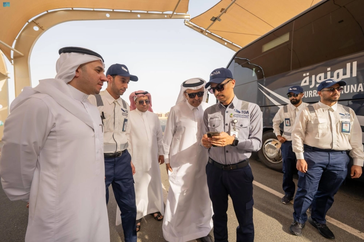 


الرميح خلال جولته التفقدية                                         (مكة) 