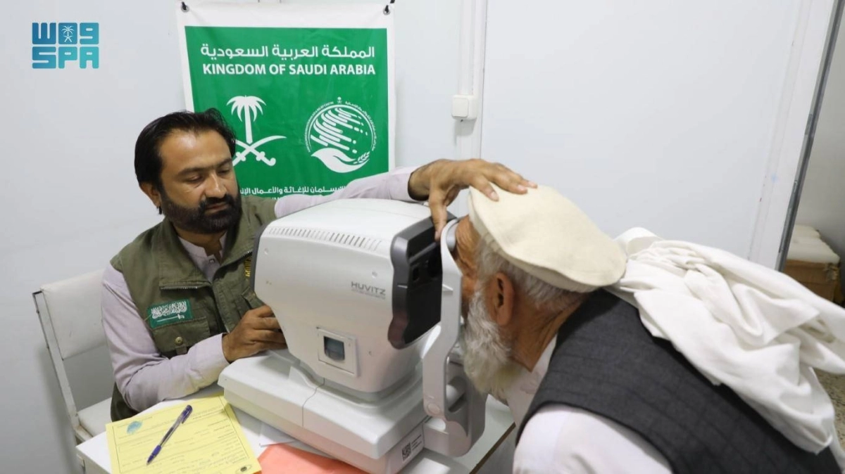 


من حملة نور التطوعية لمواجهة العمى                              (واس) 