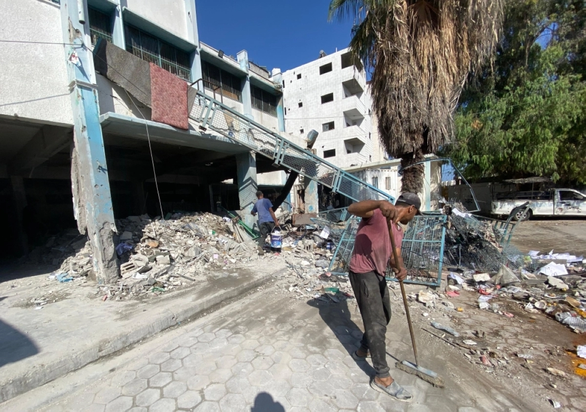 الدمار في مدرسة تابعة للأمم المتحدة بغزة