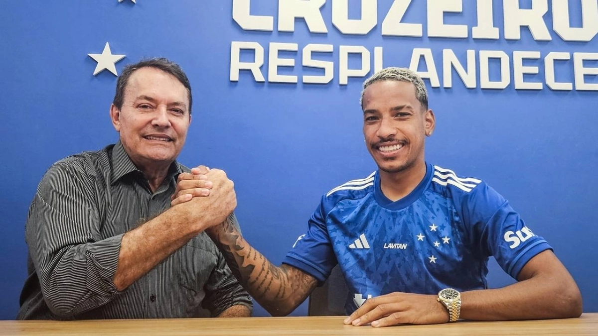 بيريرا بعد انتقاله إلى كروزيرو البرازيلي