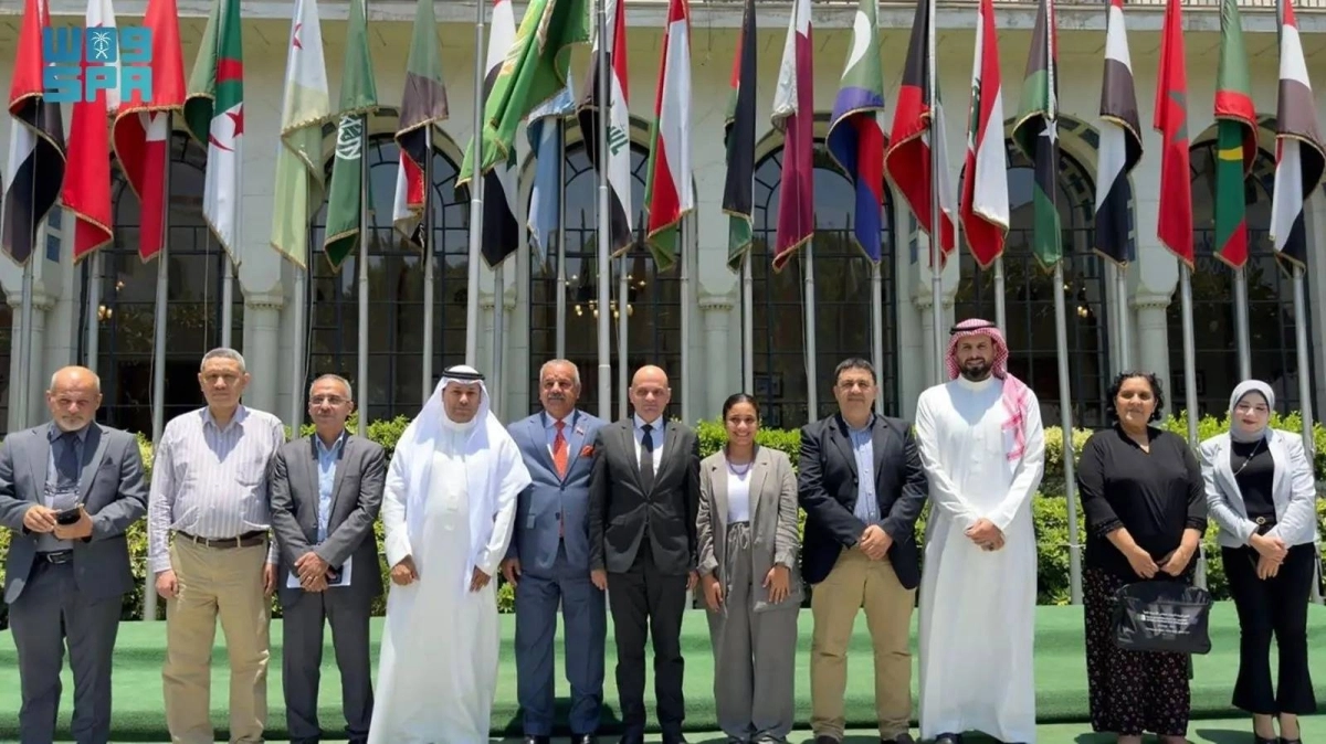 


مشاركون في الاجتماع                                                (مكة) 