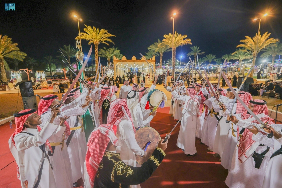 


 العرضة السعودية                        (مكة) 