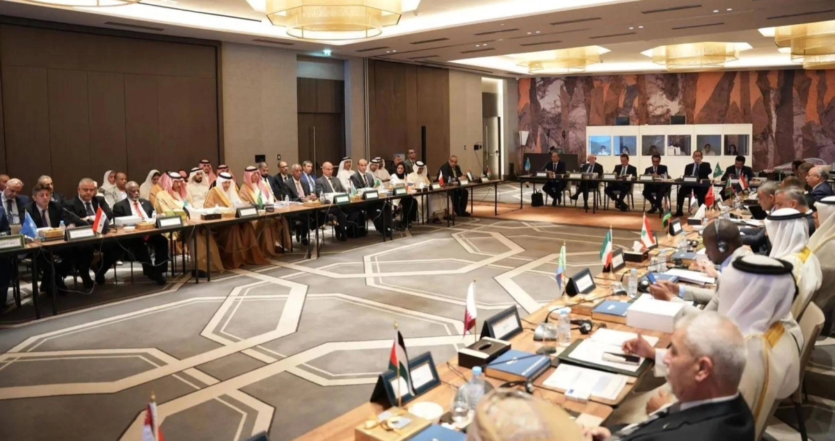 حضور الاجتماع