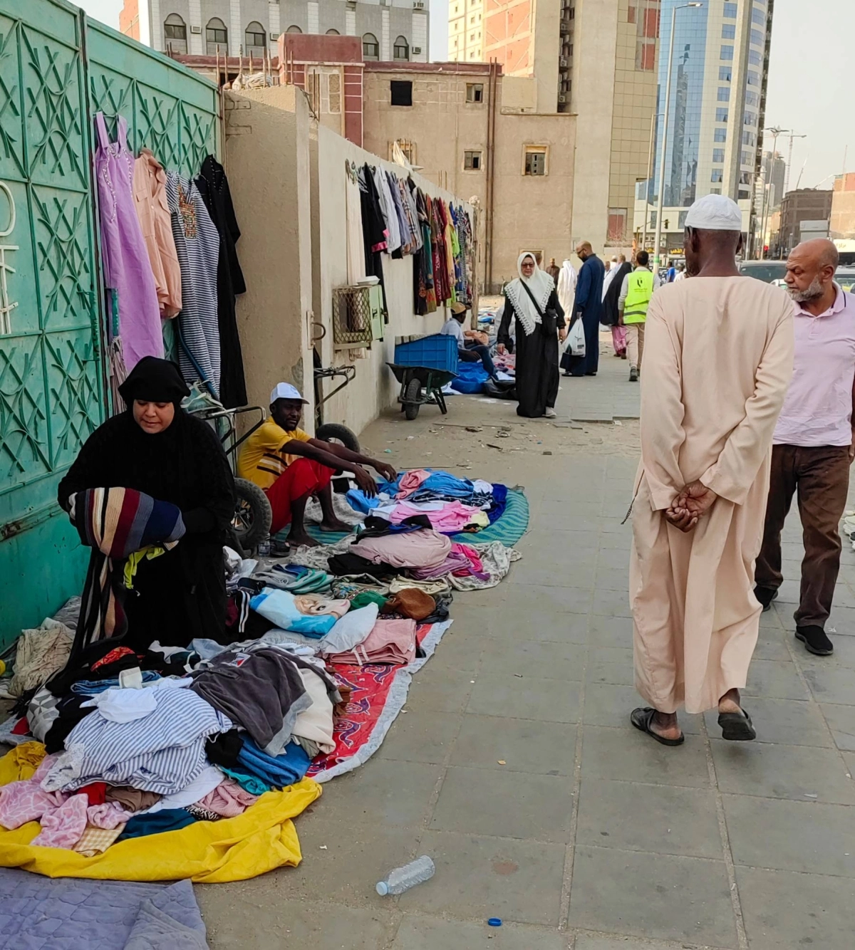 (أنس الحارثي)