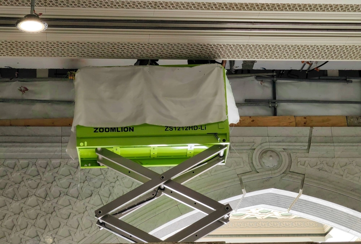 (أنس الحارثي)