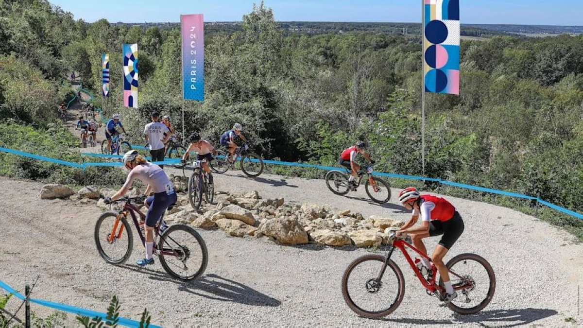 تل إيلانكور