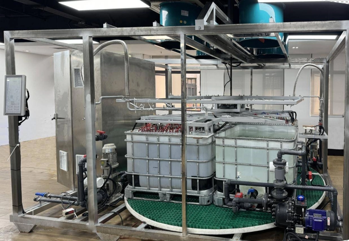 صورة للنظام الذي طوره باحثو كاوست لاستخلاص الليثيوم من مصادر منخفضة التركيز.