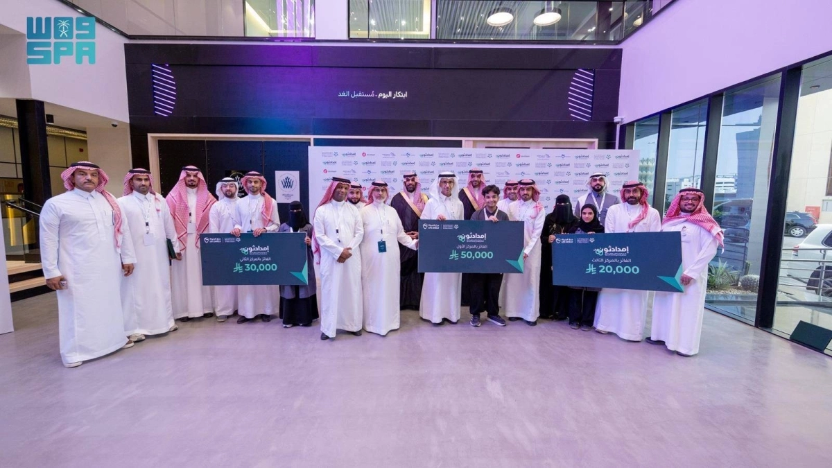 


الفرق المتوجة 