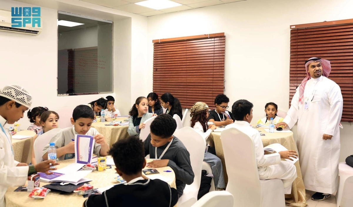 


تنمية مهارات التعبير والتواصل لدى الأطفال 