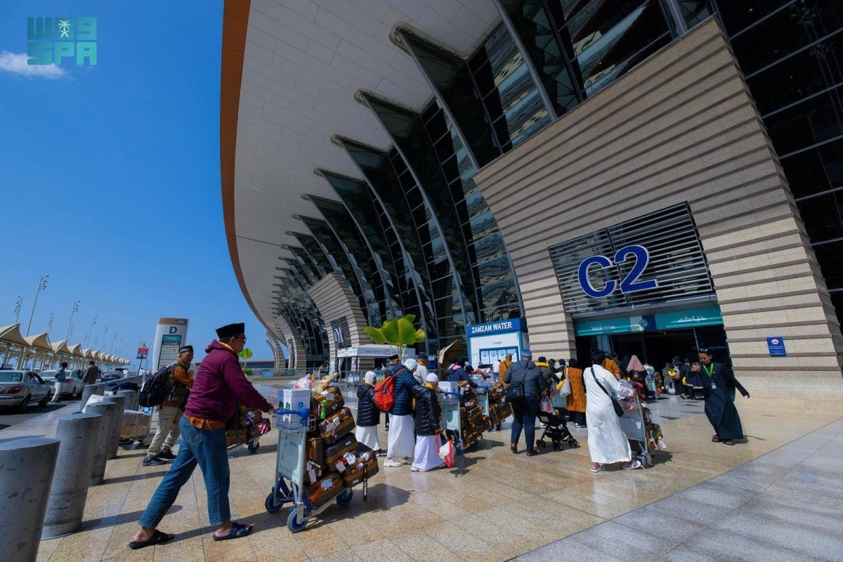 


مطار الملك عبدالعزيز 