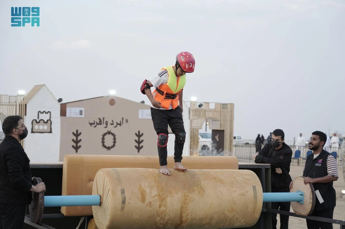 


جانب من فعاليات الحصن 