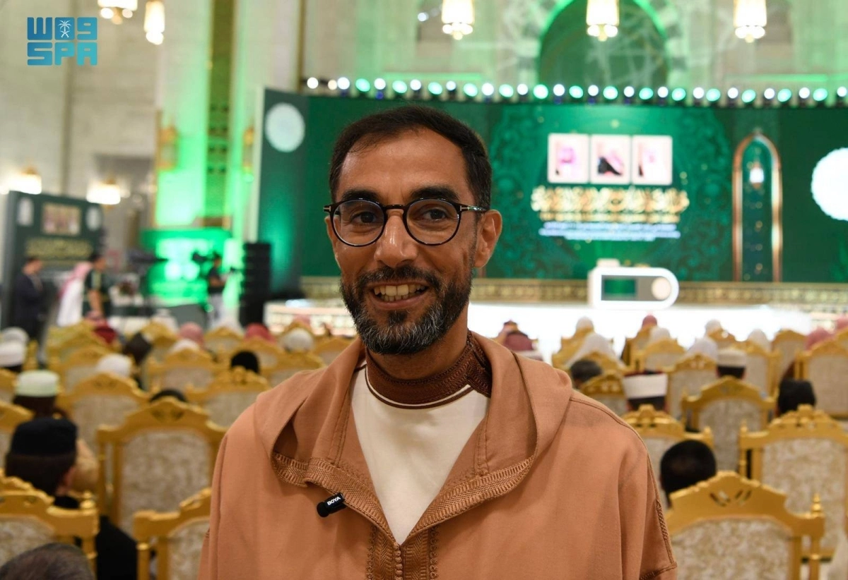 


اثنان من المتسابقين 