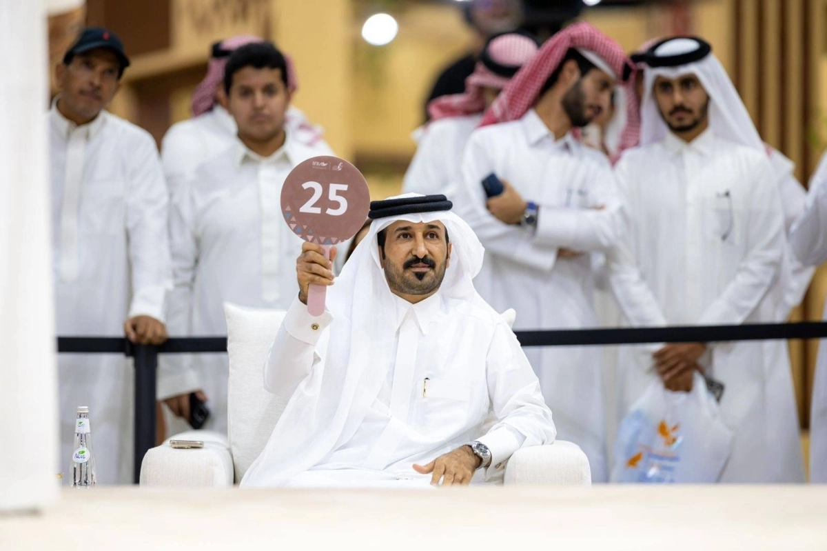 f4b525aa-59fe-4fc1-ab5c-e8835d4285d0