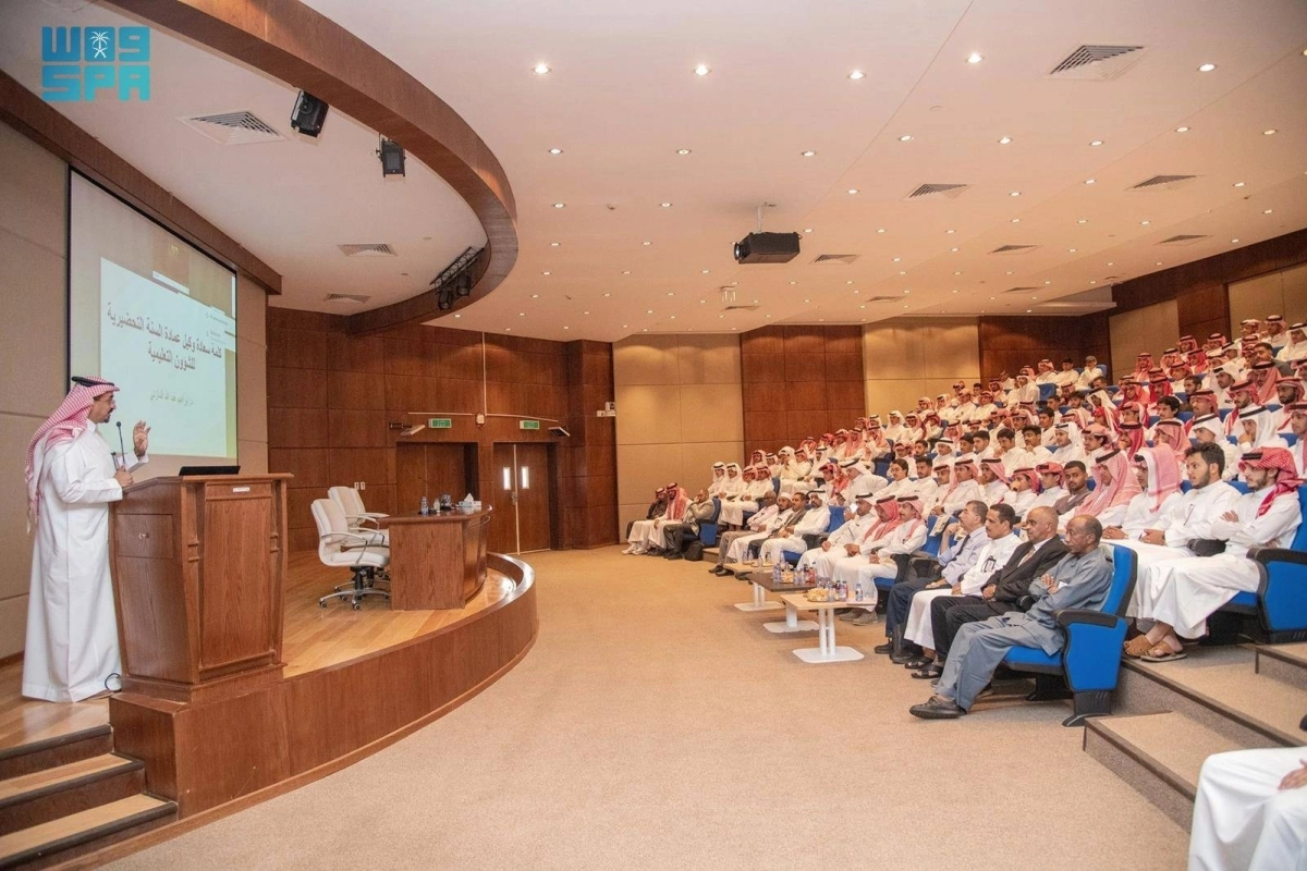 


جانب من اللقاء التعريفي 