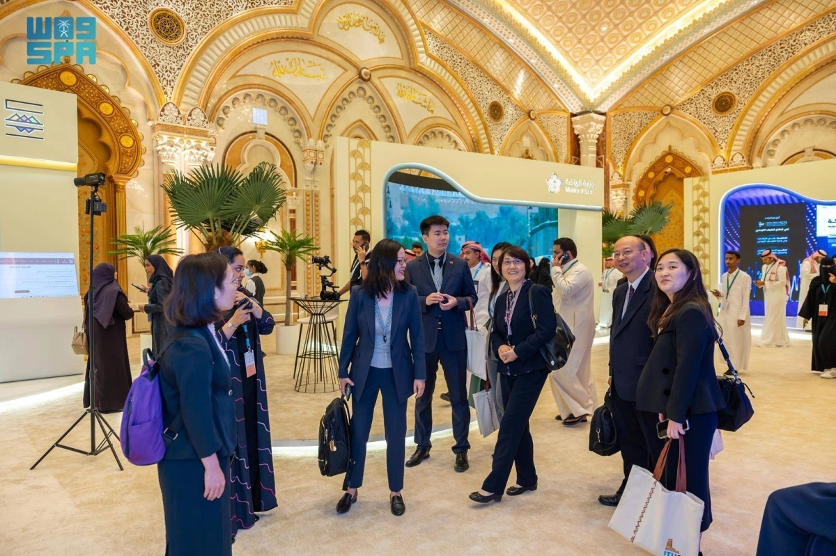 جانب من المعرض