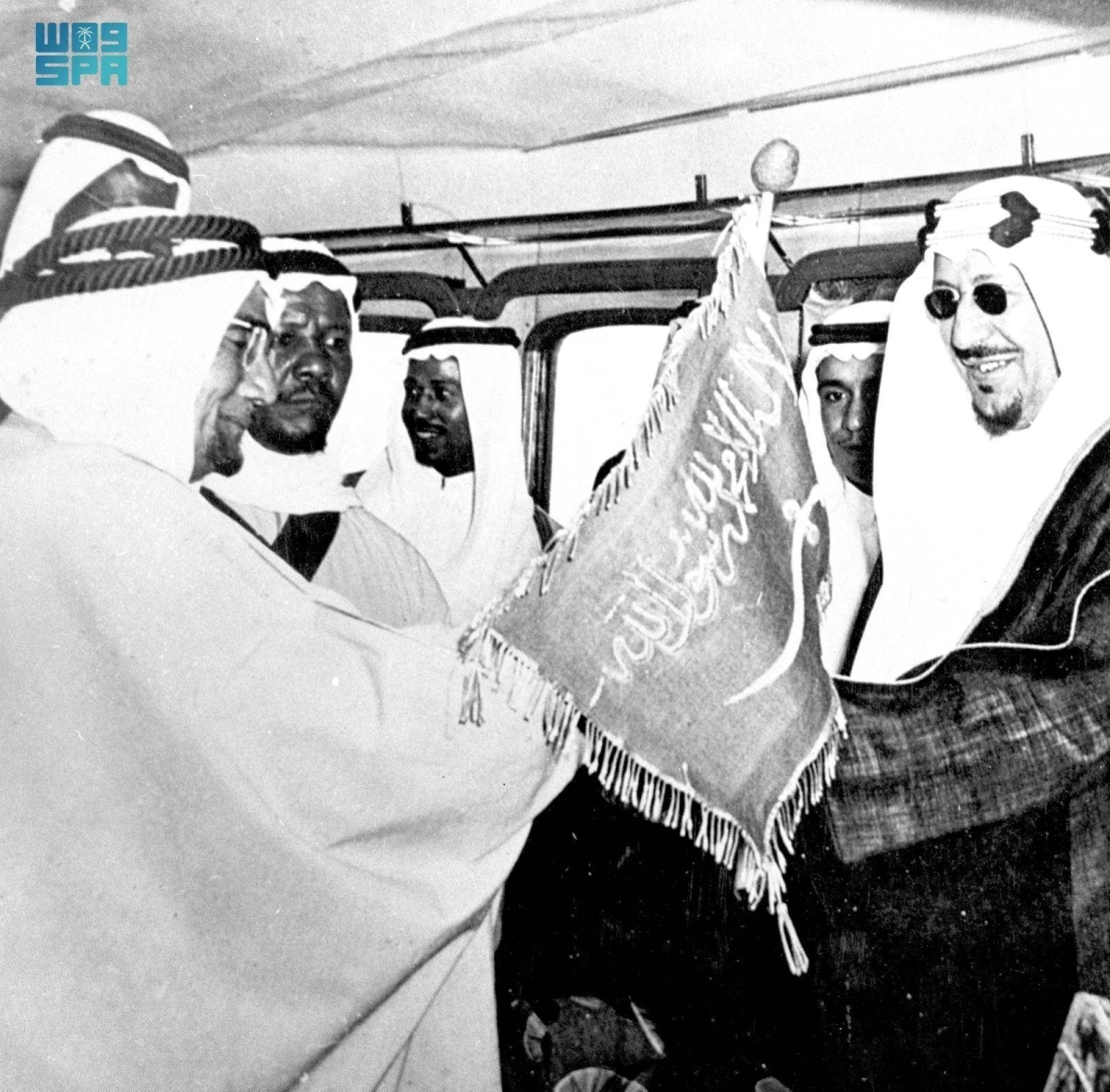 q6fpeDi04gfqUclbPmWM0CRbvCVDInmcXuTOjQg7