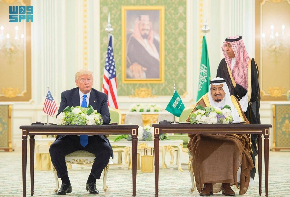 الملك سلمان بن عبدالعزيز والرئيس الأمريكي