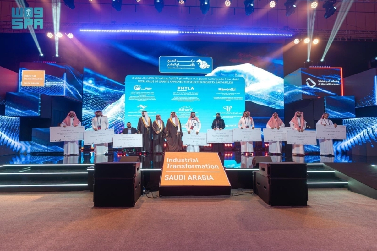 A3mzlUVci0sngYvsB7utXKEFxrfH4iv3XLdS6hX6