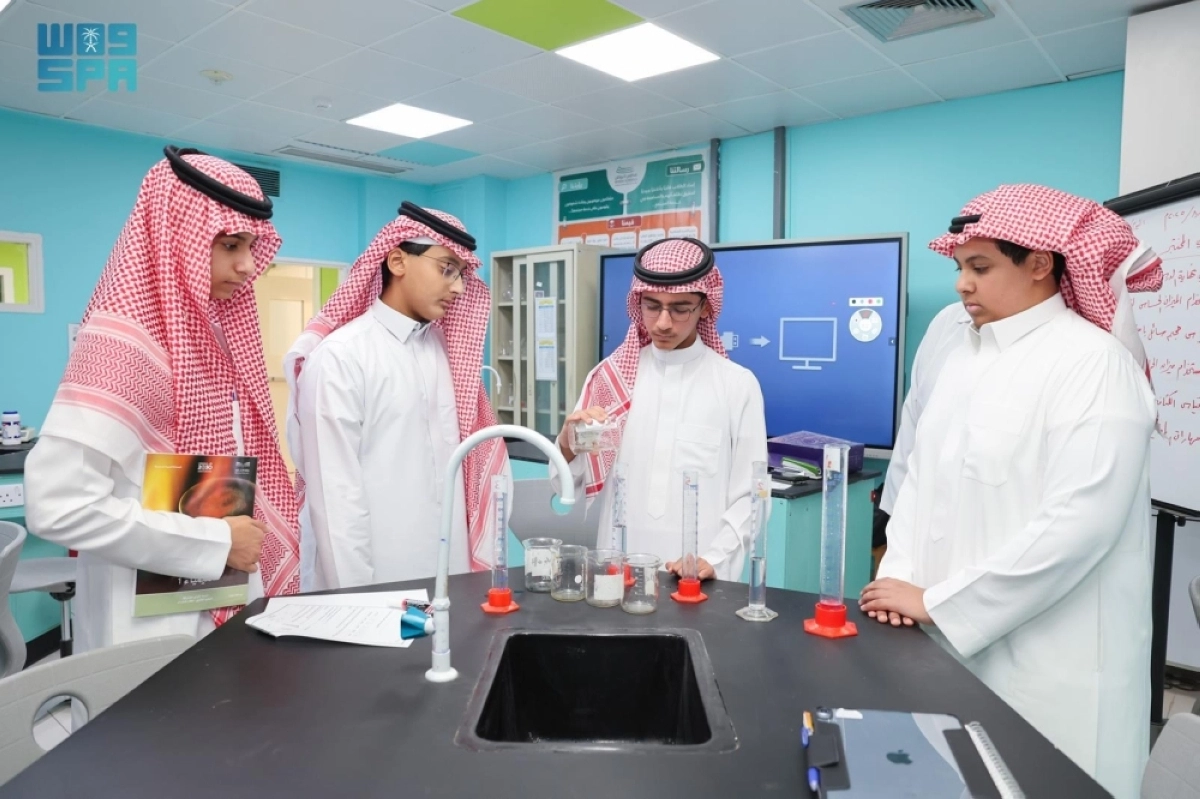 DW19tC3MeDirhdfJB3AC5HUICBfVYs04B5eLVAXb