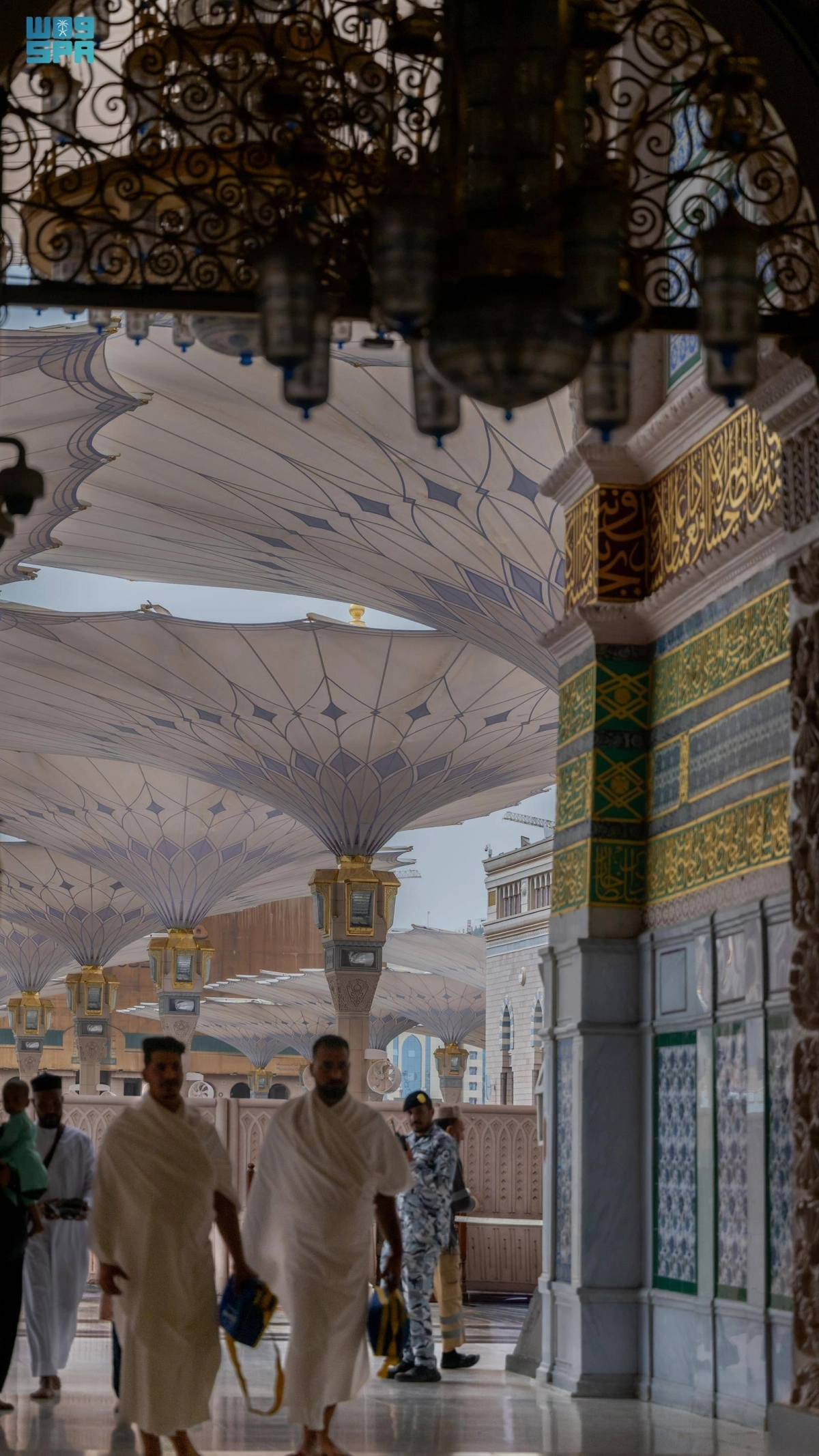 باب السلام في المسجد النبوي.. تفاصيل معمارية تعكس جمال الفن الإسلامي