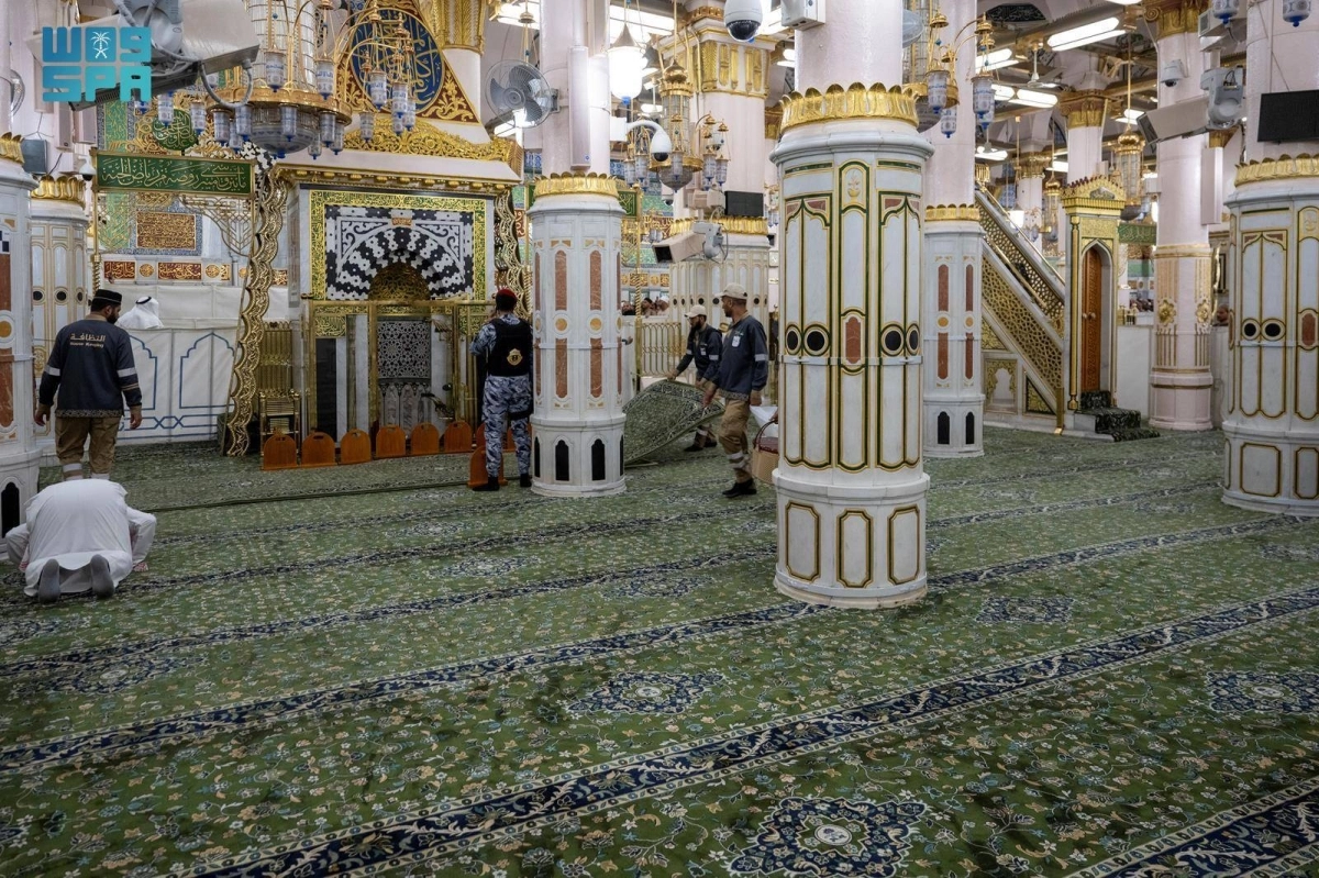 الروضة الشريفة.. من أشرف بقاع الأرض ووجهة القاصدين للصلاة بالمسجد النبوي