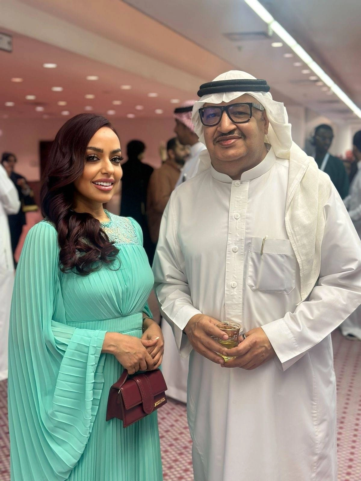 الناقد خالد ربيع مع الإعلامية سهى الوعل