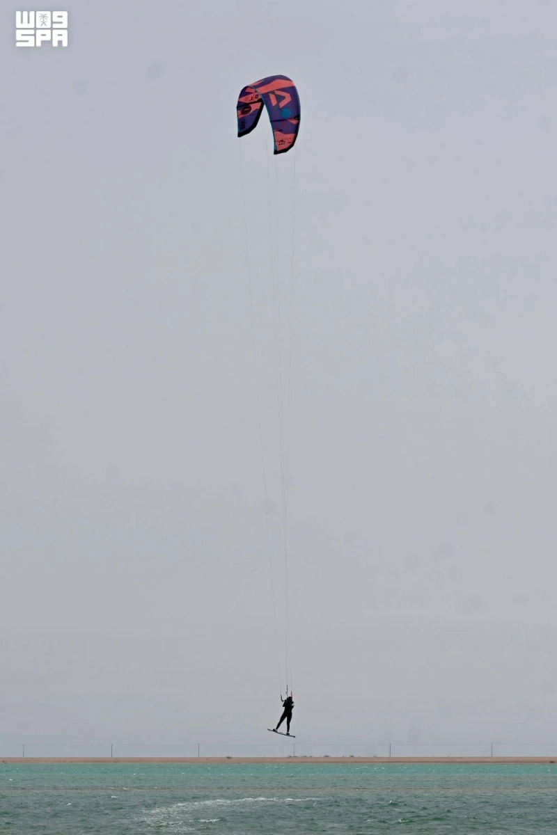 F10546886