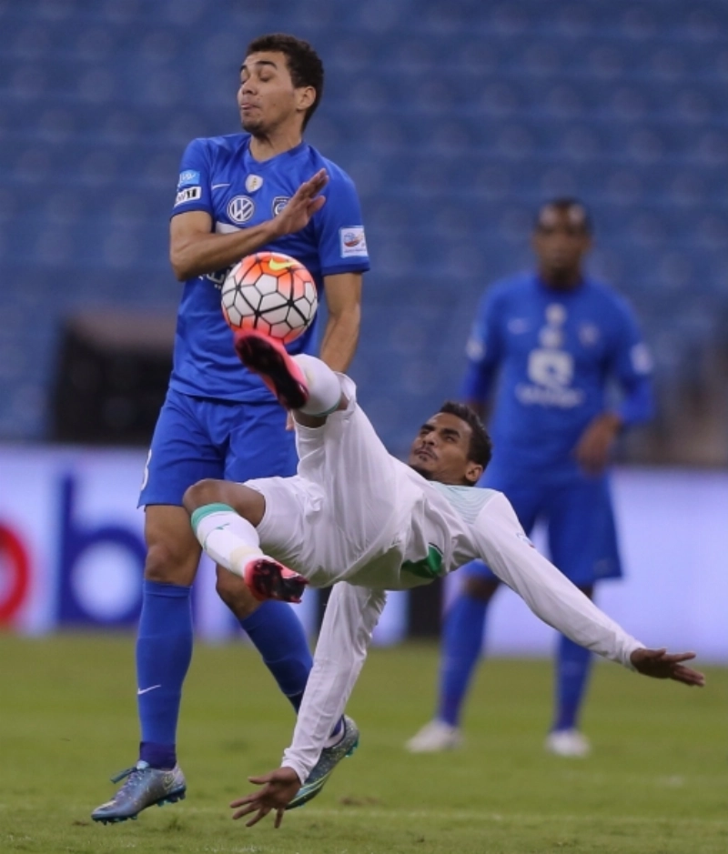 الهلال والأهلي الخميس الماضي في الرياض (محمد مشهور)