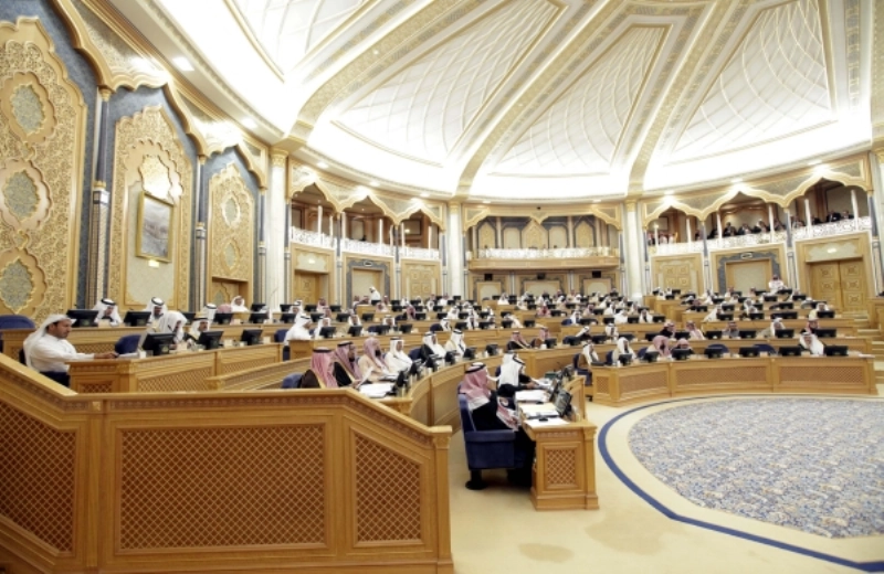 من جلسة مجلس الشورى أمس (مكة)