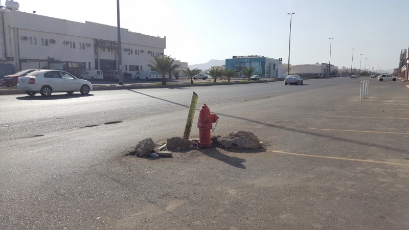 نقطة التوزيع في طريق الإمام البخاري كما بدت أخيرا (مكة)