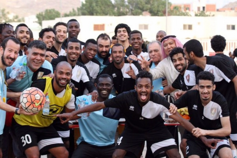 جانب من إحتفال الوحداويين بزميلهم ليما (مكة)