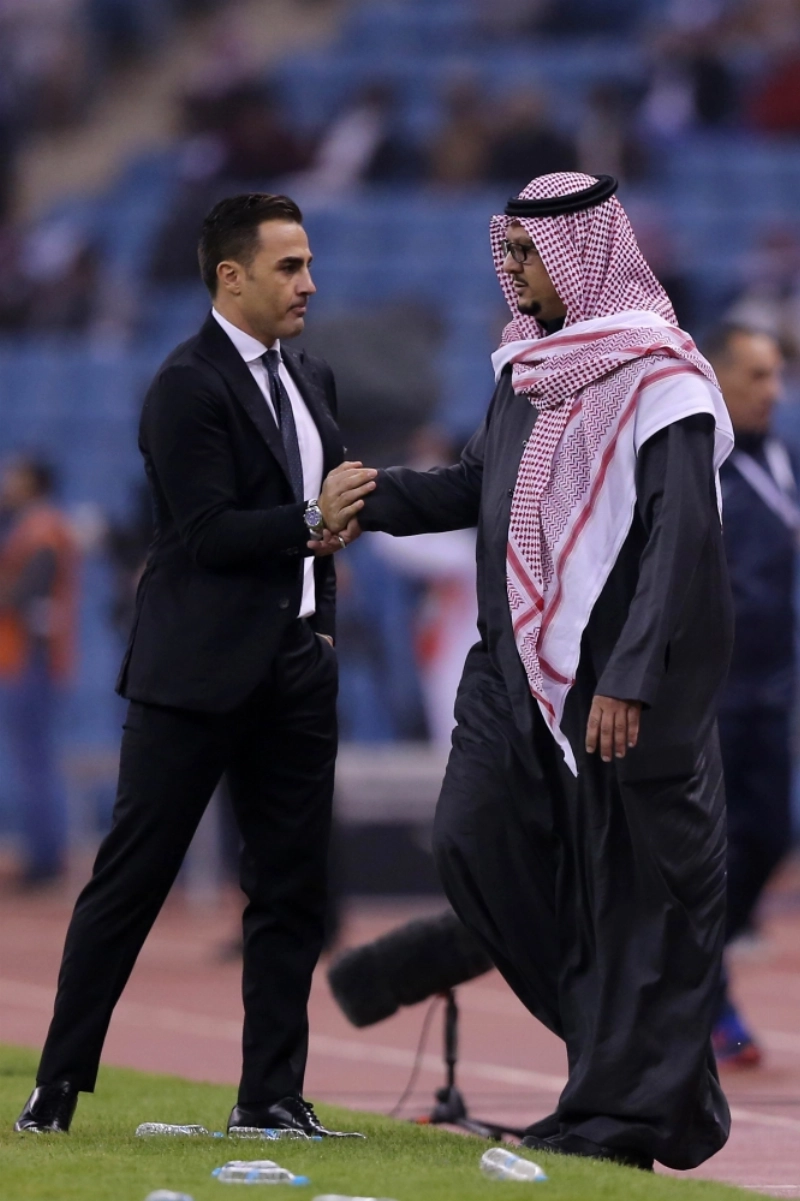 فيصل بن تركي وكانافارو (مكة)